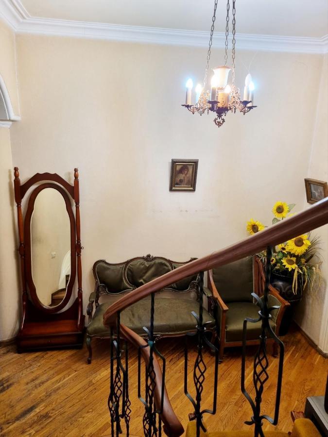Polonia Tbilisi House Hotel Exterior photo